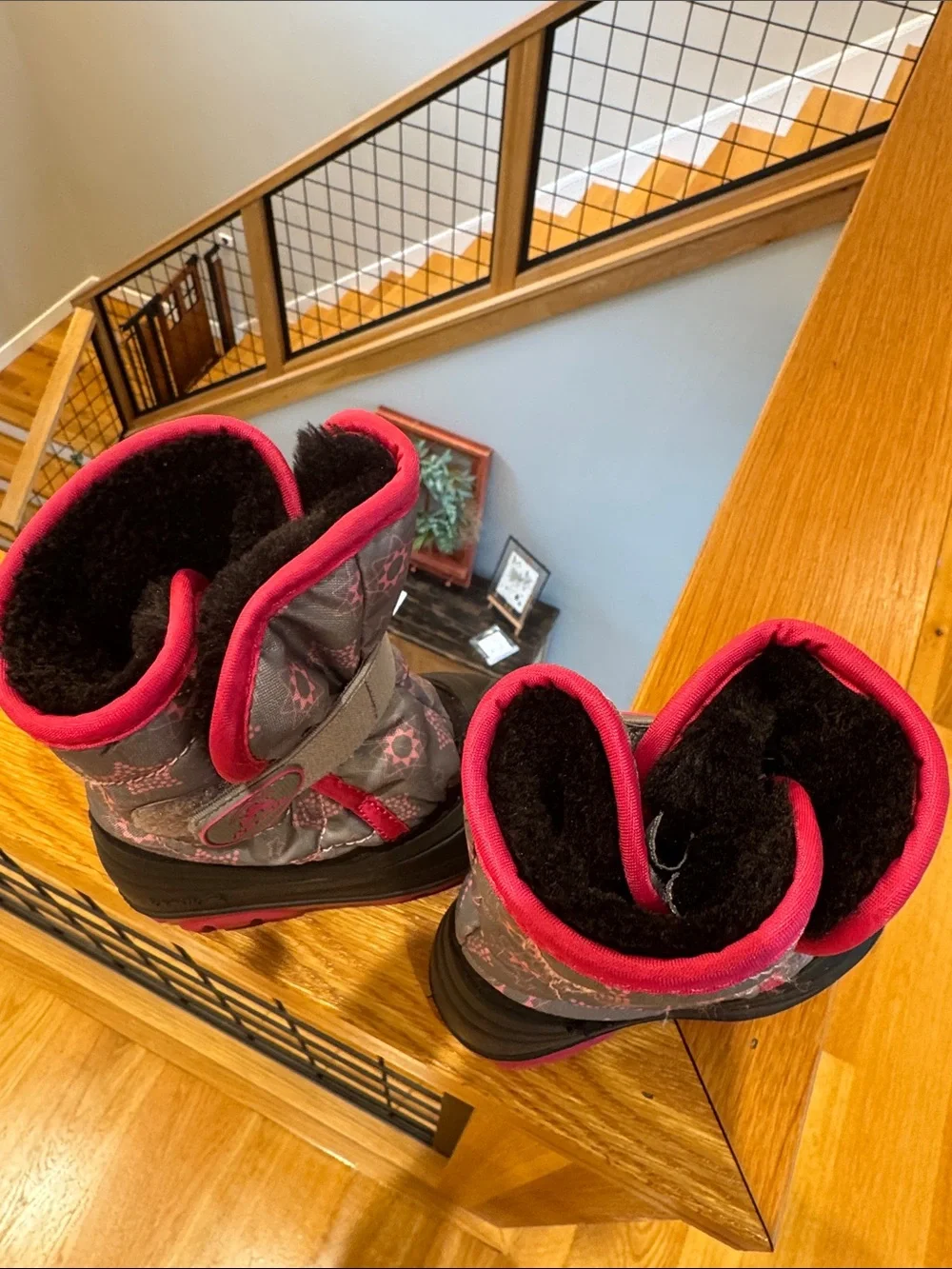 Kamik Kids Gray and Pink Winter Snow Boots Size 5